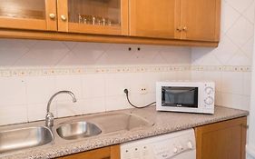 Beautiful Apartment Near The Center Of Lisbon
